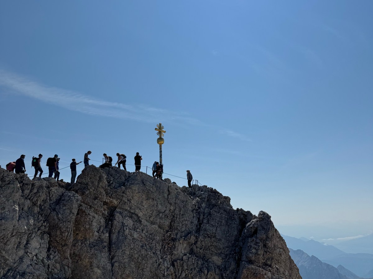 Travel Inspo #10: Hike to Zugspitze in 2&nbsp;days