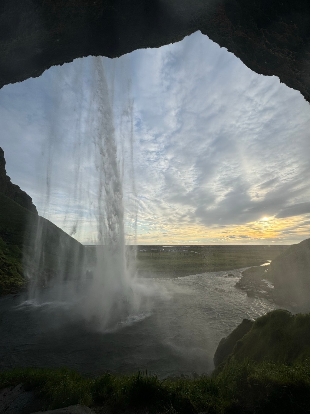 Travel Inspo #11: Midnight Sun in&nbsp;Iceland